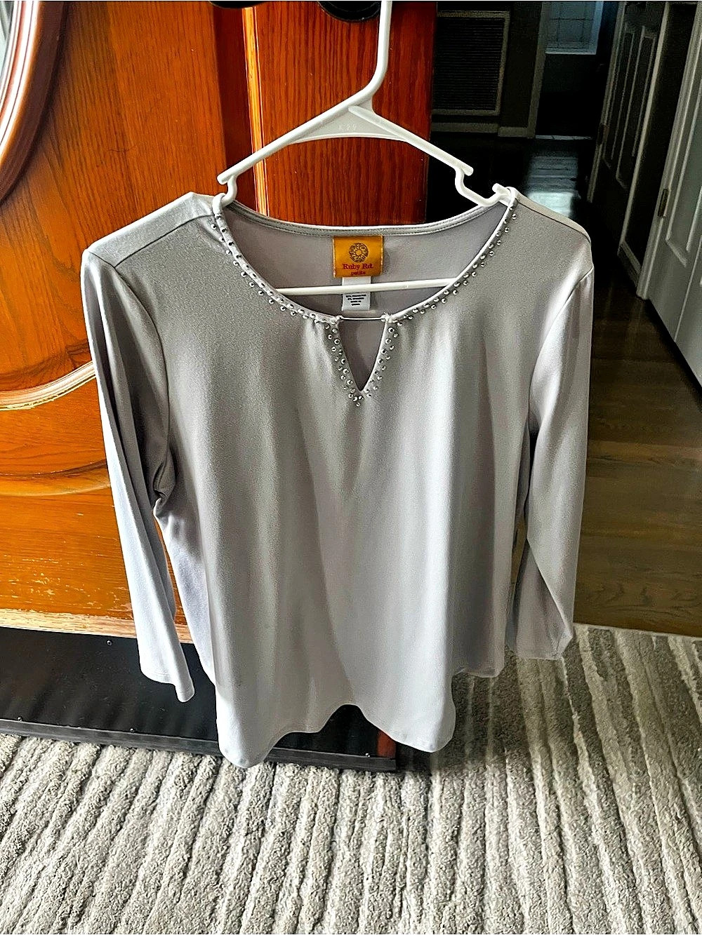Ruby Rd. Long Sleeve Blouse in Gray Size PL Like New